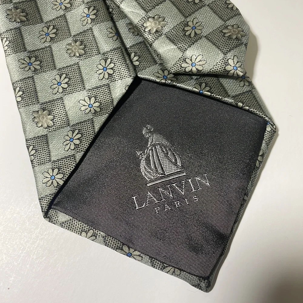 Lanvin Paris Silvery Green Checkered Subtle Floral Print 100% Silk Neck Tie EUC - Picture 3 of 5